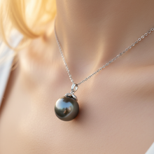 Load image into Gallery viewer, Tahitian Cultured Pearl Pendant + Chain, 18K White Gold