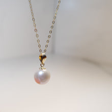 Load image into Gallery viewer, Freshwater Pearl Pendant + Chain, 18K Yellow Gold