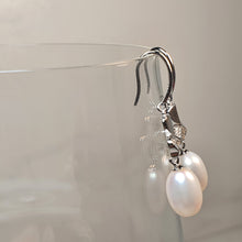 Load image into Gallery viewer, Freshwater Cultured Pearl Earring, Sterling Silver