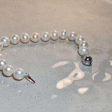 Load image into Gallery viewer, Freshwater Cultured Pearl Bracelet, Sterling Silver
