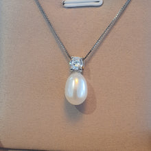 Load image into Gallery viewer, Freshwater Cultured Pearl Necklace, Sterling Silver