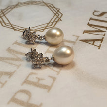 Load image into Gallery viewer, Flower Design & Rice Freshwater Pearl Earring, Sterling Silver