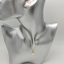 Load image into Gallery viewer, Saltwater Cultured Pearl Necklace, 18k Yellow Gold