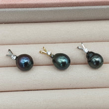 Load image into Gallery viewer, Tahitian Baroque Pearl Pendant, 18k Gold