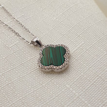 Load image into Gallery viewer, Malachite 4 leaf Clover necklace, Sterling Silver