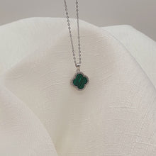Load image into Gallery viewer, Malachite 4 leaf Clover necklace, Sterling Silver