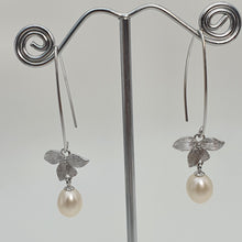 Load image into Gallery viewer, Freshwater Drop Pearl Orchid Earring, Sterling silver