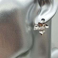 Load image into Gallery viewer, 3D Flower Stud Earrings, Sterling Silver