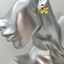 Load image into Gallery viewer, 3D Flower Stud Earrings, Sterling Silver