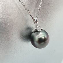 Load image into Gallery viewer, Large Tahitian Pearl Pendant, 18K White Gold