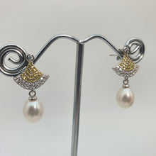 Load image into Gallery viewer, Sparkling Dance Dial Up Freshwater Earrings, Sterling Silver