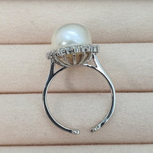 Load image into Gallery viewer, Large Freshwater Pearl ring, sterling silver