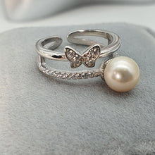 Load image into Gallery viewer, Round Freshwater Pearl Butterfly ring, sterling silver