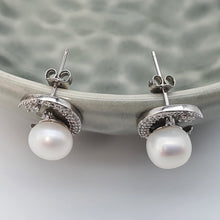Load image into Gallery viewer, Freshwater Pearl Moon & Star Earring, Sterling Silver