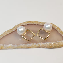 Load image into Gallery viewer, Akoya Pearl Earrings
