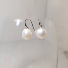 Load image into Gallery viewer, Freshwater Cultured Pearl Hook Earrings_Sterling Silver
