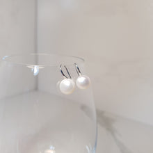 Load image into Gallery viewer, Freshwater Cultured Pearl Hook Earrings_Sterling Silver
