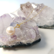 Load image into Gallery viewer, Freshwater Pearl Pendant + Chain, 18K Yellow Gold
