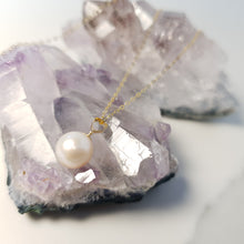Load image into Gallery viewer, Freshwater Pearl Pendant + Chain, 18K Yellow Gold
