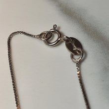 Load image into Gallery viewer, Single Box silver Chain, Sterling Silver
