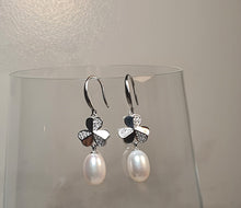 Load image into Gallery viewer, Freshwater Cultured Pearl  Earring, Sterling Silver
