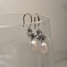 Load image into Gallery viewer, Freshwater Cultured Pearl  Earring, Sterling Silver

