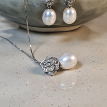Load image into Gallery viewer, Freshwater Cultured Drop Pearl Set, Sterling Silver
