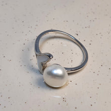 Load image into Gallery viewer, Freshwater Button Pearl Ring, Sterling Silver
