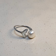 Load image into Gallery viewer, Freshwater Button Pearl Ring, Sterling Silver
