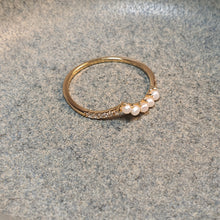 Load image into Gallery viewer, Freshwater &amp; Crystal Golden Ring, Sterling Silver
