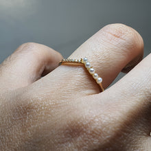 Load image into Gallery viewer, Freshwater &amp; Crystal Golden Ring, Sterling Silver
