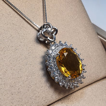 Load image into Gallery viewer, Vintage Style Citrine Gemstone Necklace, Sterling Silver
