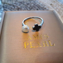Load image into Gallery viewer, Freshwater Button Pearl &amp; Agate Gemstone Ring, Sterling Silver
