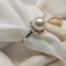 Load image into Gallery viewer, Large Freshwater Pearl Ring, Sterling Silver
