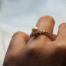 Load image into Gallery viewer, Round Freshwater Pearl Ring, Sterling Silver
