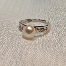 Load image into Gallery viewer, Freshwater Pearl Ring, Sterling Silver
