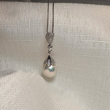 Load image into Gallery viewer, luxurious Freshwater Pearl Pendant, Sterling Silver
