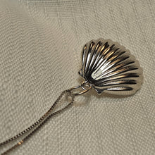 Load image into Gallery viewer, Freshwater Pearl Shell Necklace, Sterling Silver
