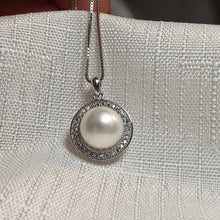 Load image into Gallery viewer, Freshwater Pearl Pendant &amp; Chain, Sterling Silver
