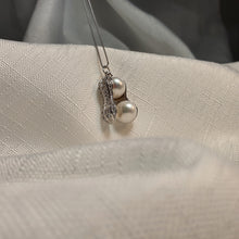Load image into Gallery viewer, Peanut Freshwater Pearl Necklace, Sterling Silver
