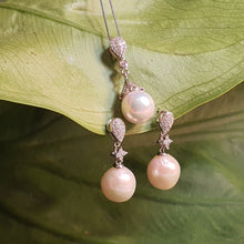 Load image into Gallery viewer, Luxurious
Baroque Pearl Pendant, Sterling Silver
