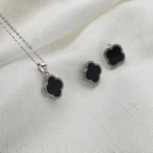 Load image into Gallery viewer, Black Agate 4 Leaf Clover Jewellery Set, Sterling Silver
