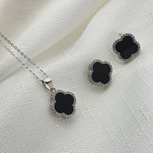 Load image into Gallery viewer, Black Agate 4 Leaf Clover Jewellery Set, Sterling Silver
