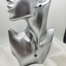 Load image into Gallery viewer, Black Agate 4 Leaf Clover Jewellery Set, Sterling Silver
