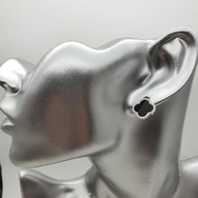 Load image into Gallery viewer, Black Agate 4 Leaf Clover Jewellery Set, Sterling Silver
