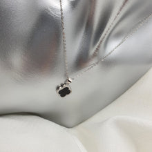 Load image into Gallery viewer, Black Agate 4 Leaf Clover Jewellery Set, Sterling Silver
