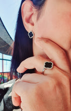 Load image into Gallery viewer, Black Agate 4 Leaf Clover Jewellery Set, Sterling Silver
