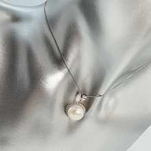 Load image into Gallery viewer, Large Freshwater Cultured Pearl pendant+ Chain, Sterling Silver
