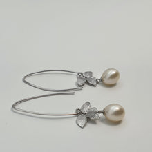 Load image into Gallery viewer, Freshwater Drop Pearl Orchid Earring, Sterling silver
