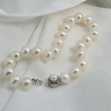 Load image into Gallery viewer, Freshwater Pearl Bracelet, Sterling Silver
